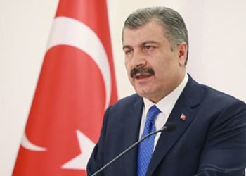 Türkiye saat 19.00'a kilitlendi