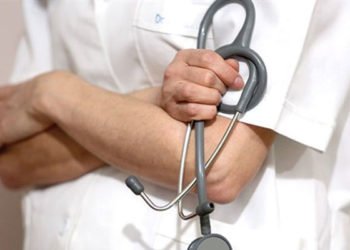 Uzmanlık eğitimi alan hekimler korona mücadelesine dahil olacak