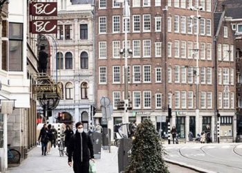 8 ülkede 50 Türk koronavirüsten hayatını kaybetti