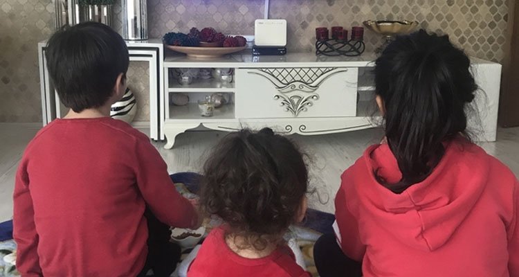 Sosyal medyadaki koronavirüs içeriklerinden çocukları koruyun