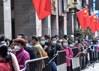 Çin'de hız kesen salgınla yüzleşme sırası dünyada!