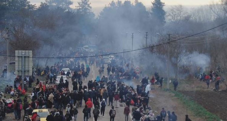 Mültecilere kapılar açıldı, AB tutuştu