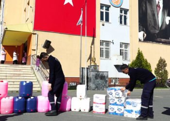 Kağıthane Belediyesi'nden ilçedeki tüm okullara destek