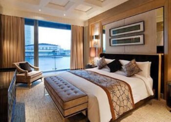 Otel, restoran ve huzurevlerinde tedbirler artırıldı