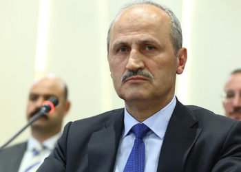Ulaştırma ve Altyapı Bakanı Mehmet Cahit Turhan görevden alındı