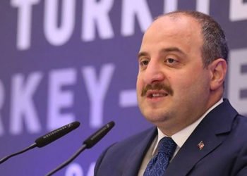 Bakan Varank net konuştu: Fırsatçılara izin vermeyeceğiz