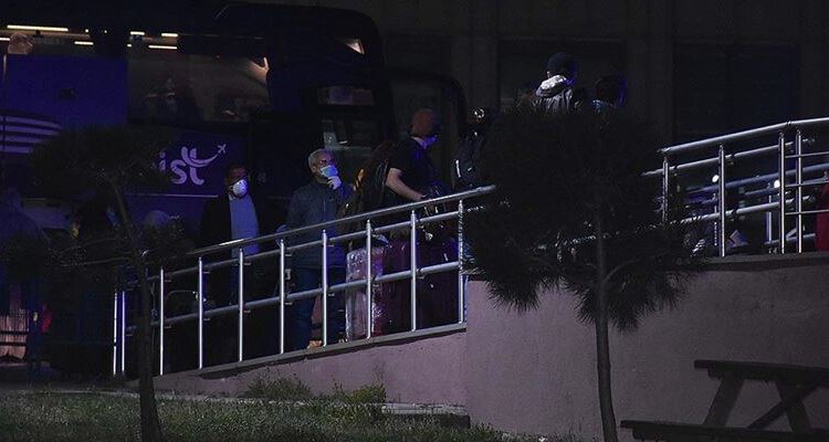 Yurt dışından gelen 175 öğrenci Tekirdağ'da  öğrenci yurduna yerleştirildi