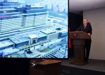 Başakşehir Şehir Hastanesi’nin ilk etabı açıldı