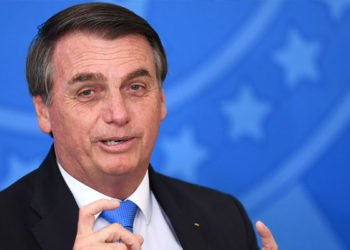 Koronayı hala ciddiye almıyor: Yağmur gibi ıslatacak