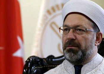 Erbaş: Teravih namazı ferdi olarak da kılınabilir