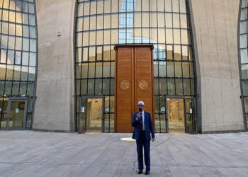 Almanya'nın Köln kentinde ilk kez hoparlörden akşam ezanı okundu