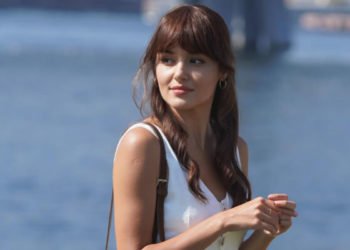 Hande Erçel’i hüzünlendiren hediye!