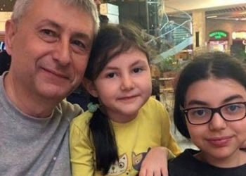 "Kızlarım küçük sahip çıkarsınız değil mi?"