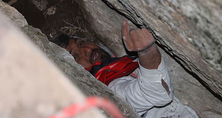 Arkadaşları korkup kaçtı, çoban sayesinde 24 saat sonra kurtarıldı