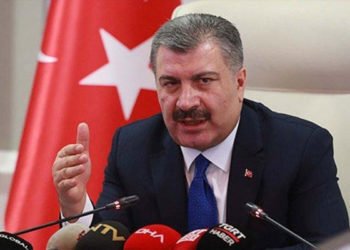 Türkiye'de koronavirüsten ölü sayısı 121 artarak 1890'a yükseldi