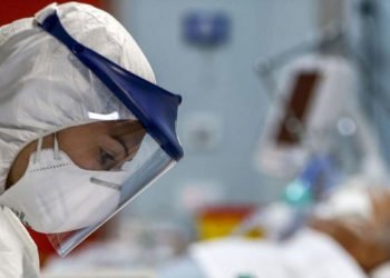 Koronavirüste bir ilk! Ölüden virüs bulaştı