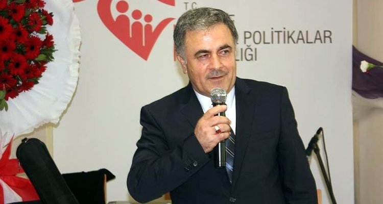 Vatandaşa 'geber' dedi, açığa alındı