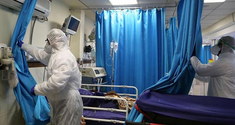 Sağlık kuruluşlarına girişlerde maske zorunluluğu