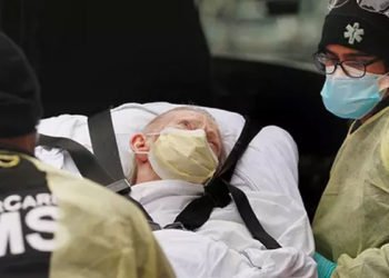 ABD'de yaşlı bakım evleri toplu mezar gibi