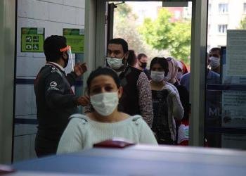 AVM'ler kapılarını tekrar açtı