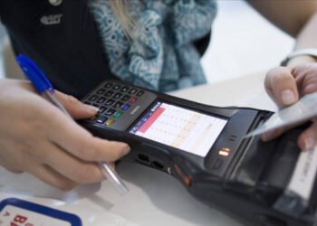 Hava ve demir yolu ulaşımında 'biletler' satışta