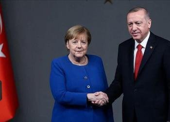 Erdoğan ve Merkel telefonda görüştü