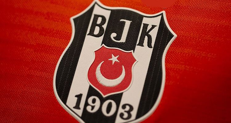 Beşiktaş'ta 2 futbolcunun koronavirüs testi pozitif çıktı