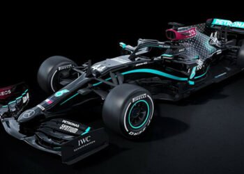 Irkçılığa karşı Mercedes Formula 1'de siyah araçla yarışacak