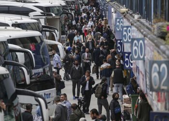 İstanbul'da şehirlerarası otobüs sefer sayısı günde 800'e çıktı
