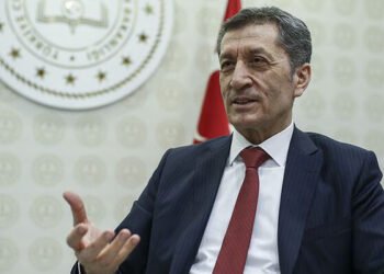 Bakan Selçuk duyurdu! Öğrencilere ücretsiz verilecek