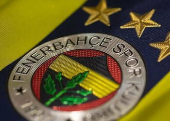 Enner Valencia resmen Fenerbahçe kadrosunda