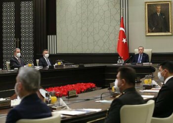 'Türk milleti kardeş Azerbaycan'ın haklı davasında alacağı her türlü karara sahip çıkacak'