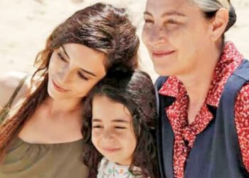 Uyarlama dizi Anne aslını yendi!