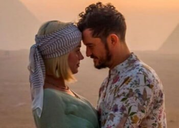 Katy Perry ve Orlando Bloom her sabah 1 saat zikir çekiyor