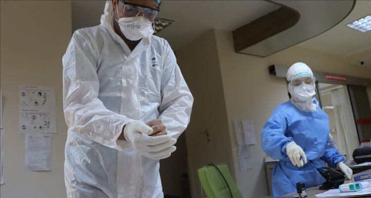 Türkiye'de son 24 saatte koronavirüsten 57 kişi hayatını kaybetti