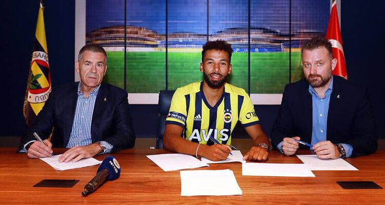 Nazım Sangare, resmen Fenerbahçe'de