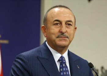 Çavuşoğlu: 'Azerbaycan topraklarından çekil' çağrısı olursa...