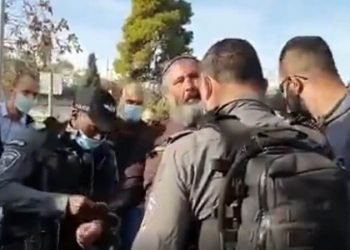 Kudüs'teki Azap Kilisesi'ni yakmaya çalışan Yahudi'yi Filistinli Müslümanlar engelledi