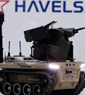Dijital birliğin robot askeri Barkan göreve hazırlanıyor